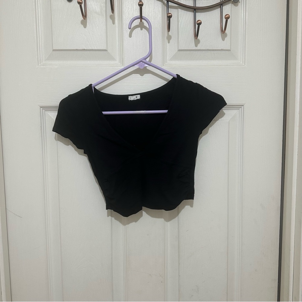 Garage junior black crop top